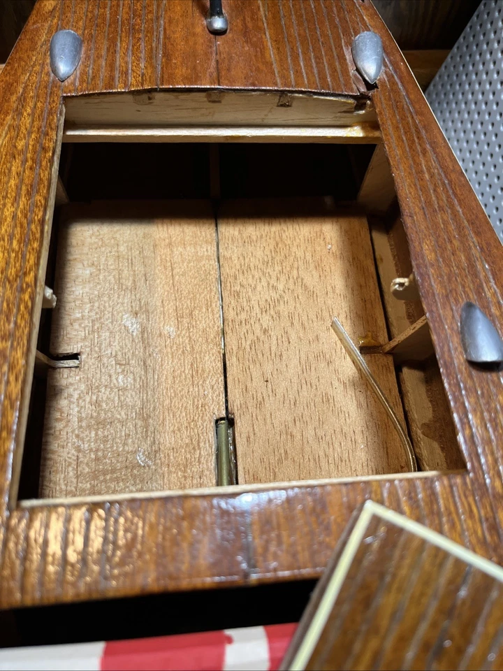 老式 Century 木制遥控船组装 28 英寸 X 9.25 英寸,如 VGC 罕见出售。 — 第 4/4 张图片