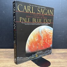 SIGNED Pale Blue Dot by Carl Sagan ~ 1994 2nd print Paperback