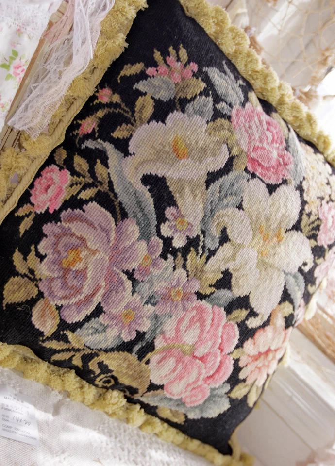 Almohada de punta de aguja decorativa de lana floral hecha a mano de 18" diseño francés Aubusson Foto 4 de 4