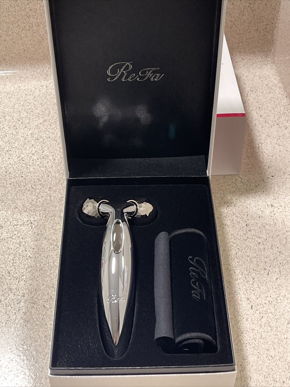 MTG ReFa CARAT Face Platinum Roller RF-CF1842B. Made in JAPAN. 100