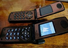 Motorola i Series Set i830 - Bronze Nextel Flip Phones . Pair Tested Work Great