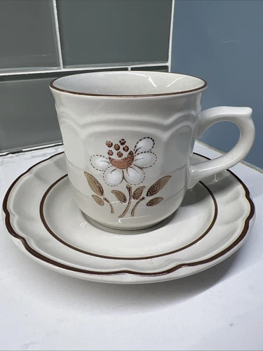Vintage 70 MAYBLOSSOM Stoneware Cumberland Coffee Cup + Saucer Japan B21