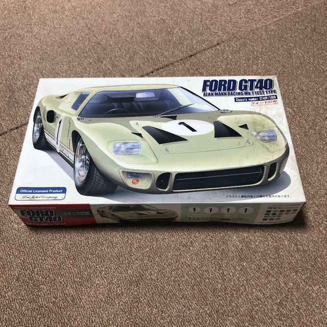 Fujimi FORD GT40 ALAN MANN RACING Mk.1 TEST TYPE 1/24 Model Kit Vintage