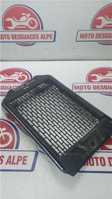 EMBELLECEDOR RADIADOR DERECHO KAWASAKI vulcan500 vulcan500
