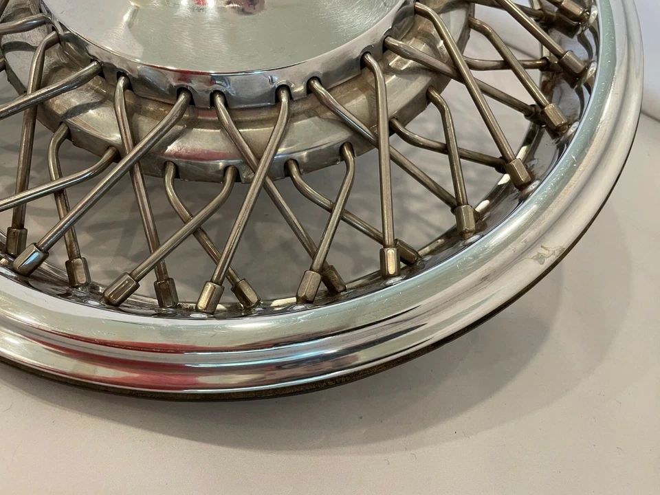 Oldsmobile 原始设备制造商 Delta 88 98 Regency 线辐条轮毂盖 15" 1992 - 1995 — 第 3/4 张图片