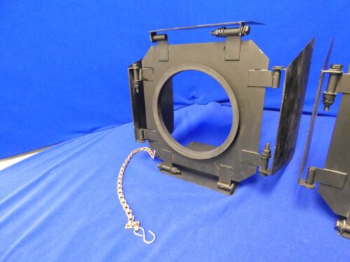 Mole Richardson Barn Doors for Type 3081 1000W 6" Redhead Light - Picture 8 of 10