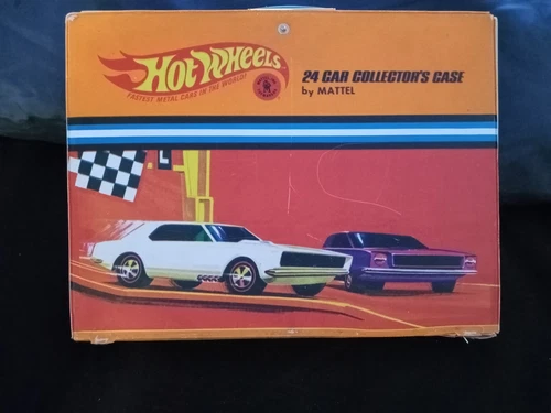toys and Hobbies Hotwheels Red lines Collector's Case 24 cars