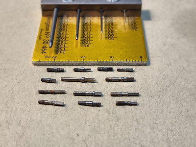 Lot Of 13 Mixed American Pocket Watch And Wristwatch Stems