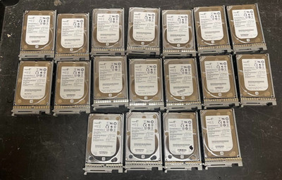 Lot of 18 Cisco UCS-HD1T7KS2-E 1TB 7.2K SAS 2.5'' HDD Seagate ST91000640SS