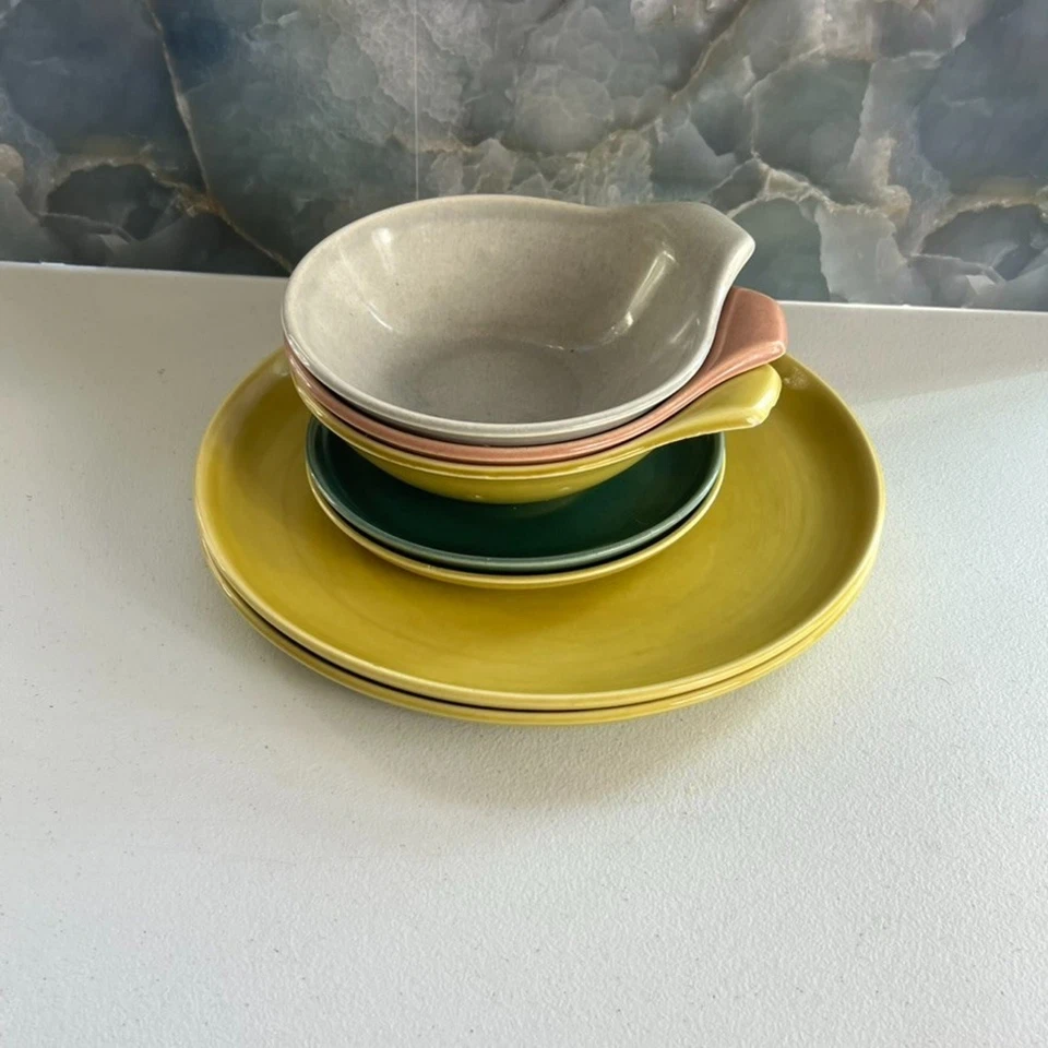 Russel Wright Steubenville Ceramic Bowls Lug Handle Plates Set MCM - Image 2 of 4