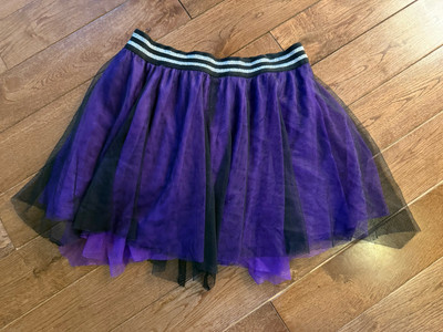 Disney The Descendants 3 GIRL'S Skirt Size L 10-12 Purple Tull Mal Dress Up