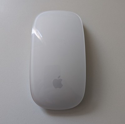 Apple Magic Mouse 2 - Modell A1657 - Multi-Touch - Bluetooth - Farbe Weiß