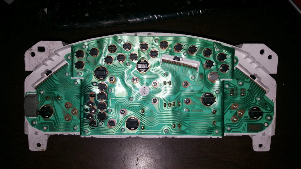 Chrysler Sebring & Dodge Stratus 2001 2002 *MR320612* Indicadores de cuadro de instrumentos Foto 2 de 4