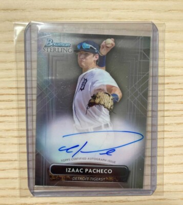 Izaac Pacheco Bowman Sterling 2022 Base on card auto