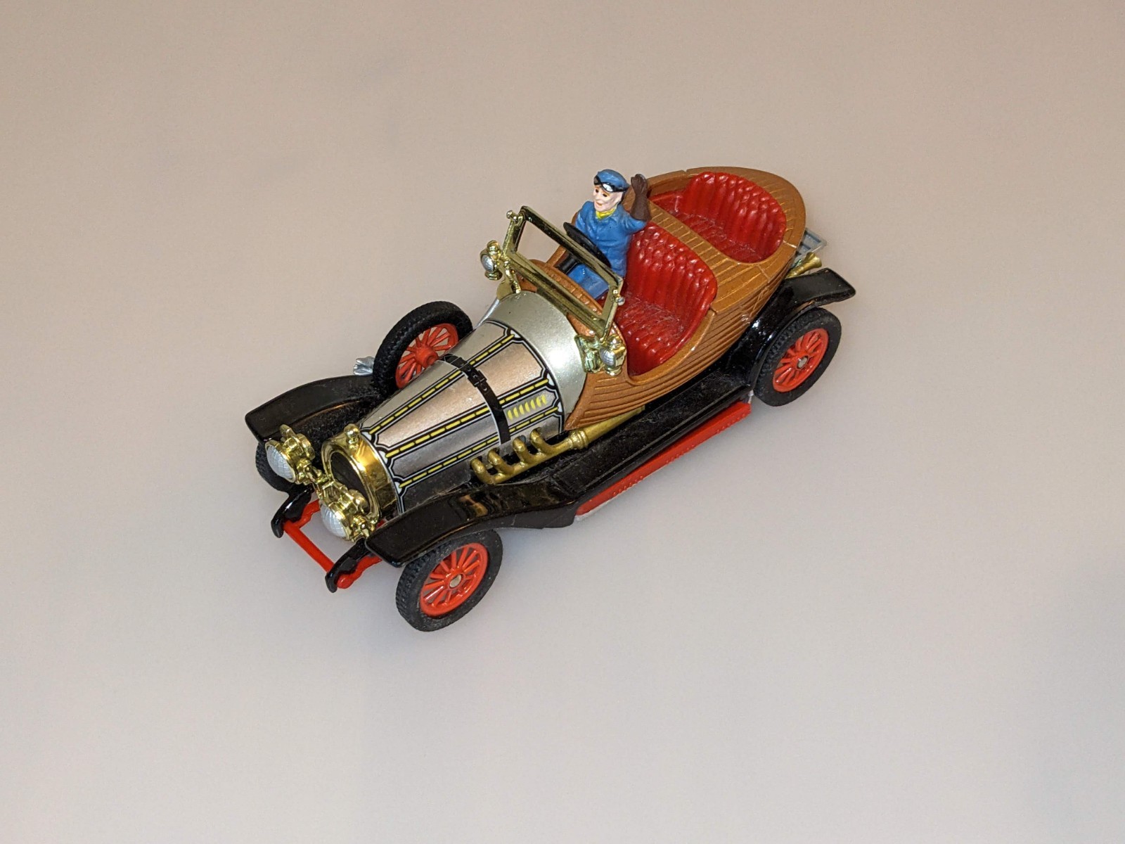 Corgi 05301, Chitty Chitty Bang Bang - Free Price Guide & Review