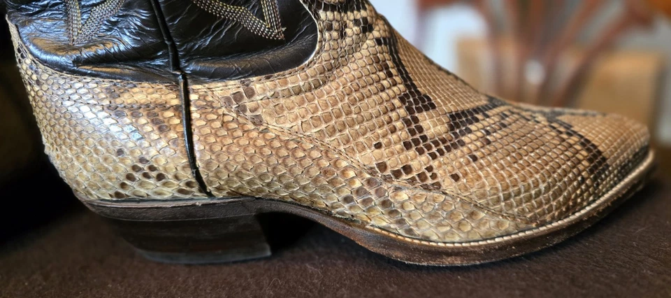 Botas occidentales Justin Python vintage con parte superior negra talla 8 1/2 D - estilo #8621 Foto 3 de 4