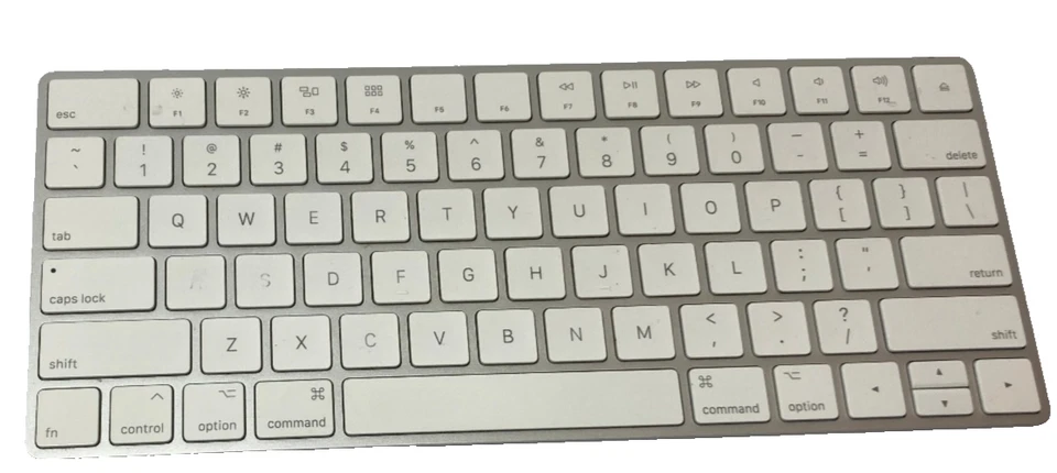 Apple Magic Keyboard 2 A1644 - White with USB Charging Cable - Tested - Image 3 of 4