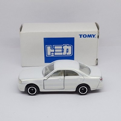 Nissan Gloria Tomica ミニカー TOMICA 1 NISSAN GLORIA 1/63 TOMY NEW DIECAST CAR White 32 | eBay