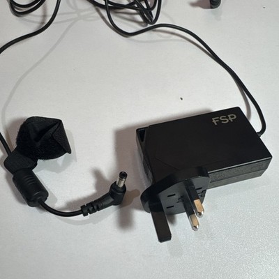 FSP 65W AC Netzteil Ladegerät - 19V 3,43A - Modell FSP065-10AABA - UK-Stecker