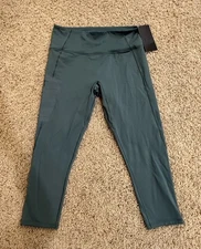 Arc'teryx Rho Boot Cut Bottom Base Layer Capri size Large Boxcar NWT $90