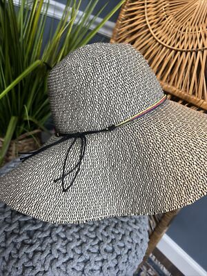 American Eagle Natural Straw Wide-Brim Sun Hat AE Raffia Flower Bucket Hat | American Eagle main image 3