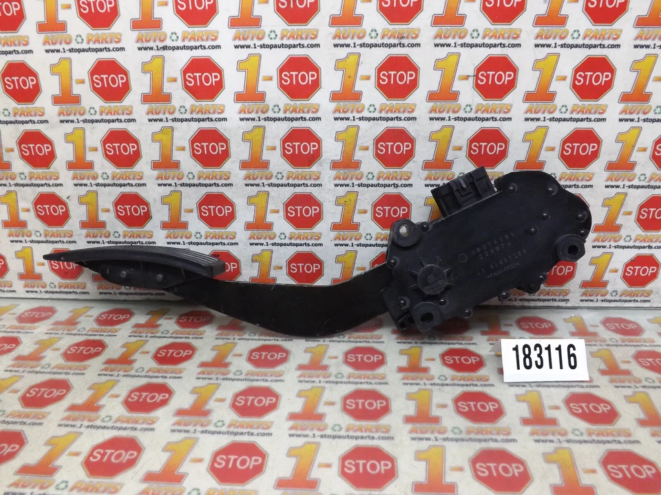 Sensor de posición del pedal del acelerador Nissan Sentra 2007-2012 18002-EP700 OEM Foto 2 de 4