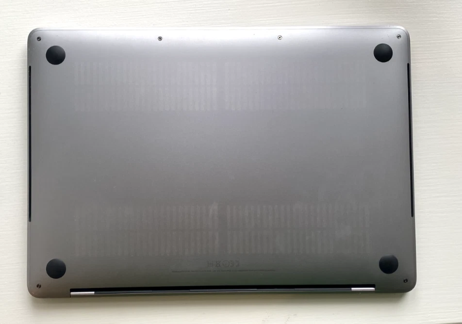 Apple MacBook Pro Touch Bar 13" 16GB 256SSD Intel Core i7 2.6GHz Good condition - Image 2 of 4