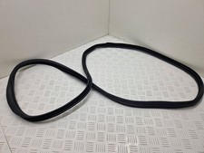 Mercedes-Benz GLK (X204) 2012 Vorne rechts Gummidichtung T&uuml;r vorne UVY49969