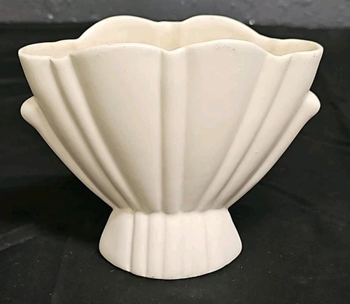 Vintage Bauer Pottery Los Angeles California Art Deco Vase