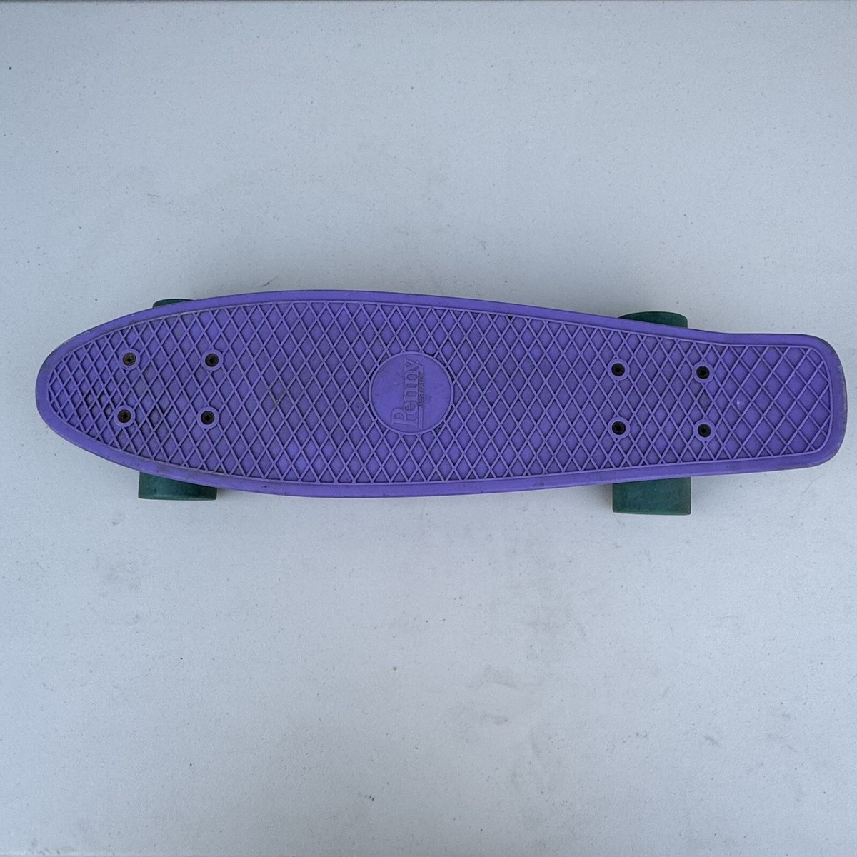 Penny Board Nickel Skateboard 22” Australia Purple Trucks Green