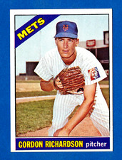 1966 TOPPS #51 GORDON RICHARDSON NEW YORK METS CARD -- NM MINT