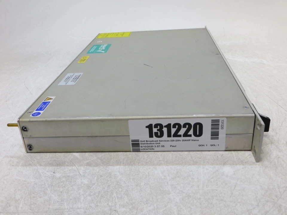 Holt Broadcast Services 066105 220-230v 20AMP Mains Distribution Unit  - Image 3 of 4