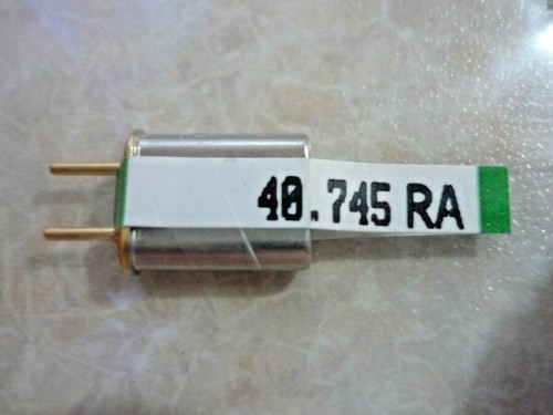 Hitec 40.745MHz Single Conversion Receiver RX Crystal - HRX40/745 - Afbeelding 2 van 2