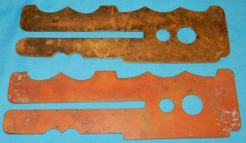 2 x WW1 ERA BRASS MILITARY BUTTON POLISHING STICKS SERVICE & SUPPLY TOOLS