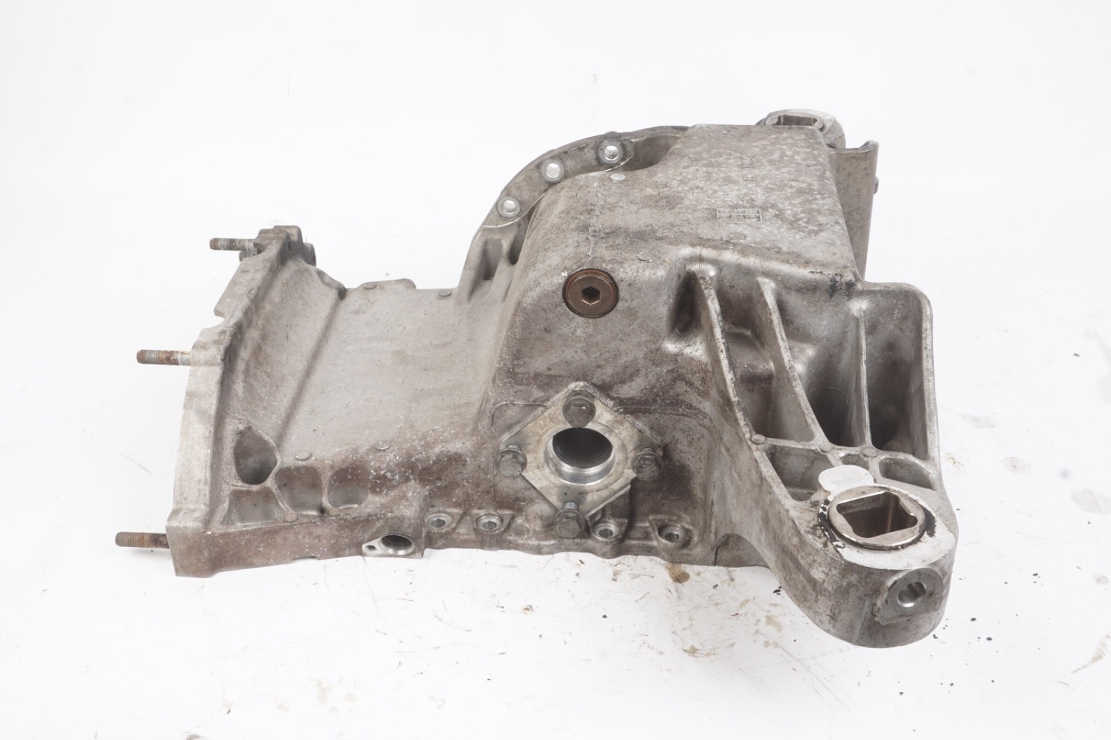 2014-2024 Maserati Ghibli S Q4 3.0L AWD Engine Oil Sump Pan 304401 OEM