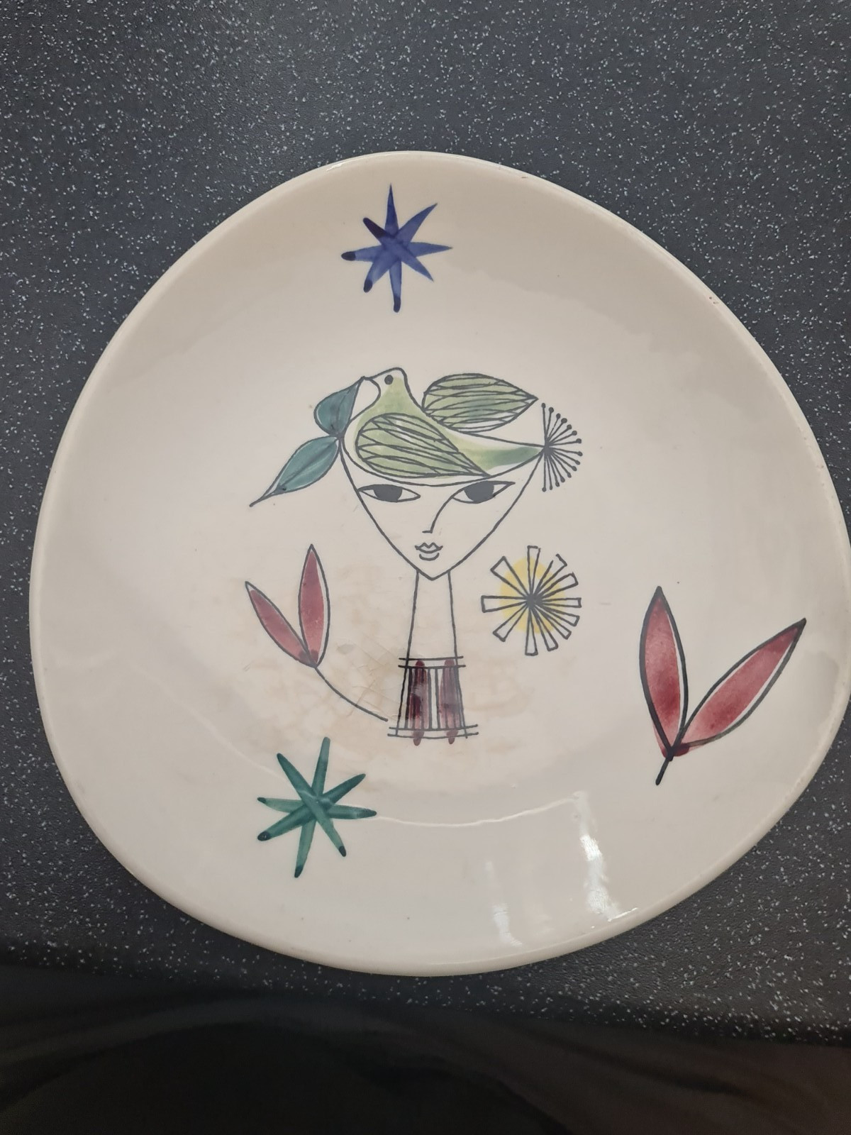 Stavanger Flint Noruega Dama con pájaro en la cabeza