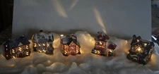 Christmas Village Set Of 5 With Lights Approx 4”HX4”L Porcelain