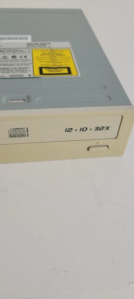 CREATIVE CDRW DRIVE, Model RW1210E - Image 3 of 4