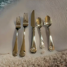 Reed & Barton~ Sea Shell~ 5 Pc Stainless Steel Place Setting ~18/10~ NIB (22)