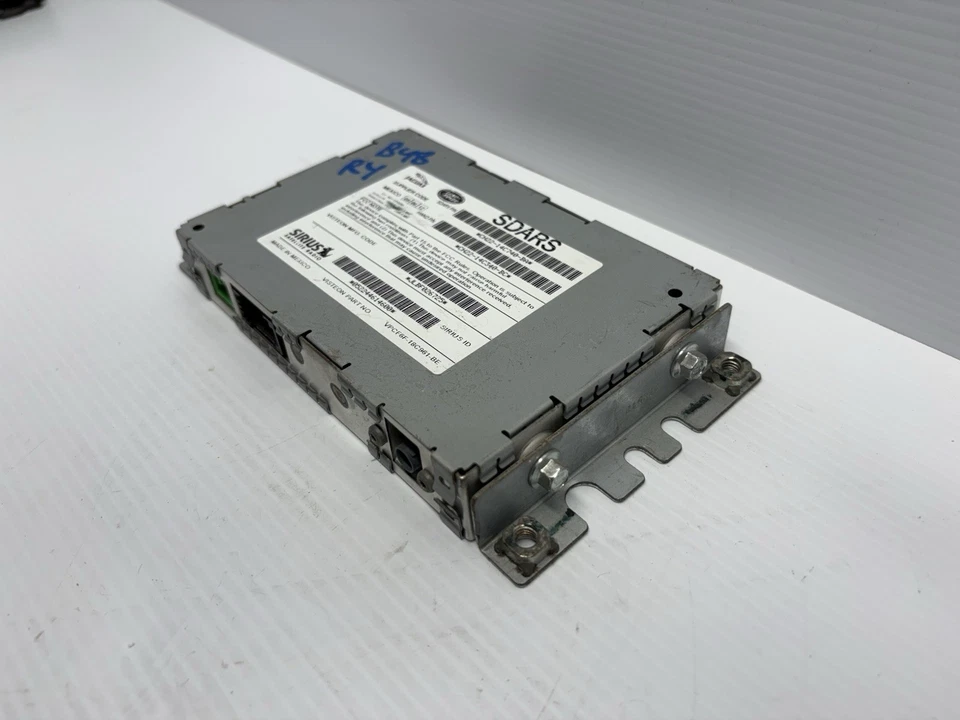 Módulo de controle de rádio via satélite Land Rover Range Rover Sport HSE 10-13 fabricante de equipamento original - Imagem 3 de 4