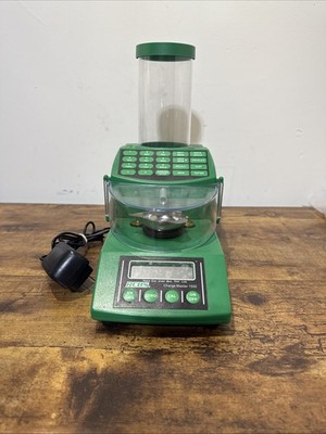 RCBS CHARGEMASTER 1500 COMBO SCALE AND DISPENSER - Complete