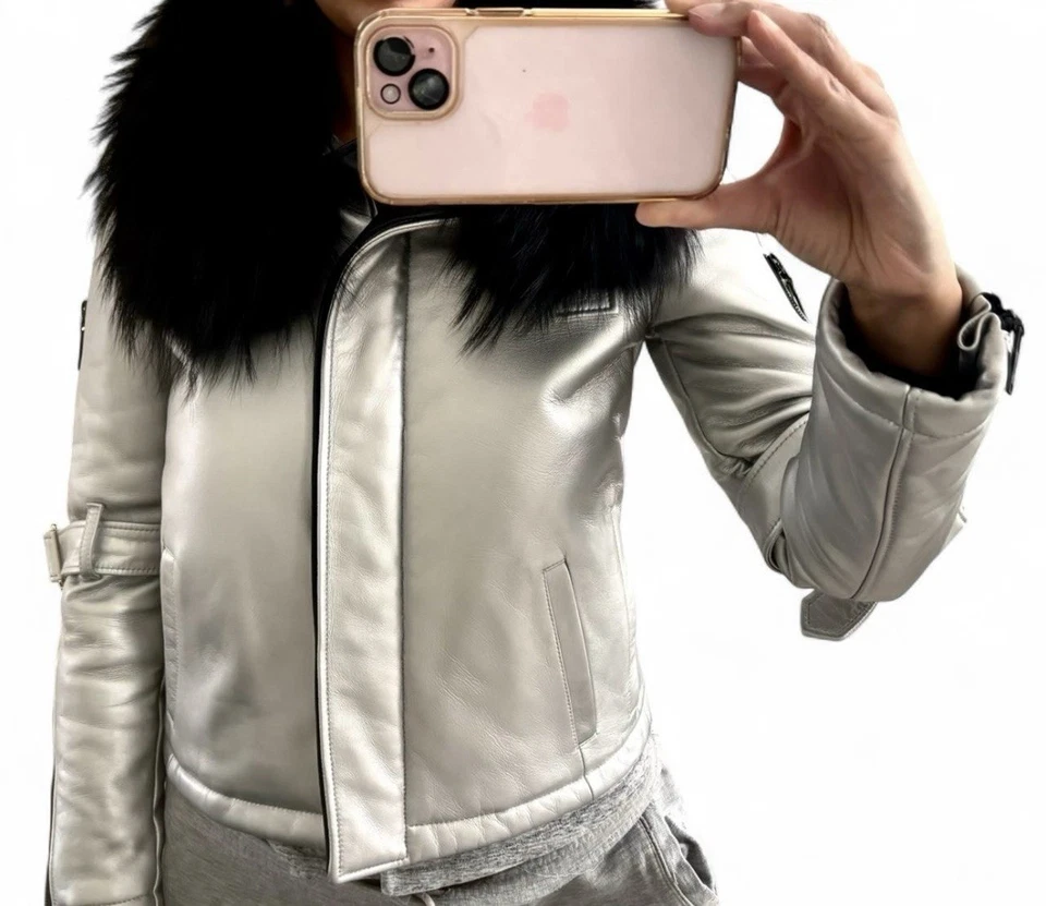LOUIS VUITTON Silver Leather Jacket with Detatchable Black Fur Collar - Image 2 of 4