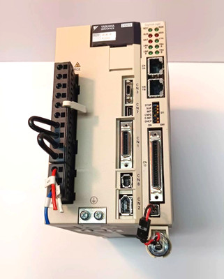 750 Watt Servo Drive, YASKAWA SGDV-5R5AE01A002000, w/SGDV-5R5AE1A002000B00