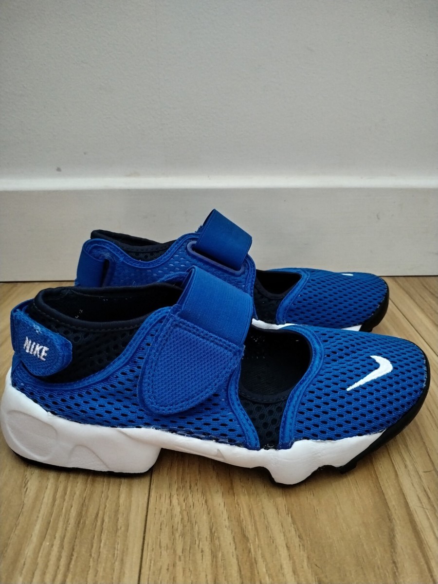 nike air rift size 3.5