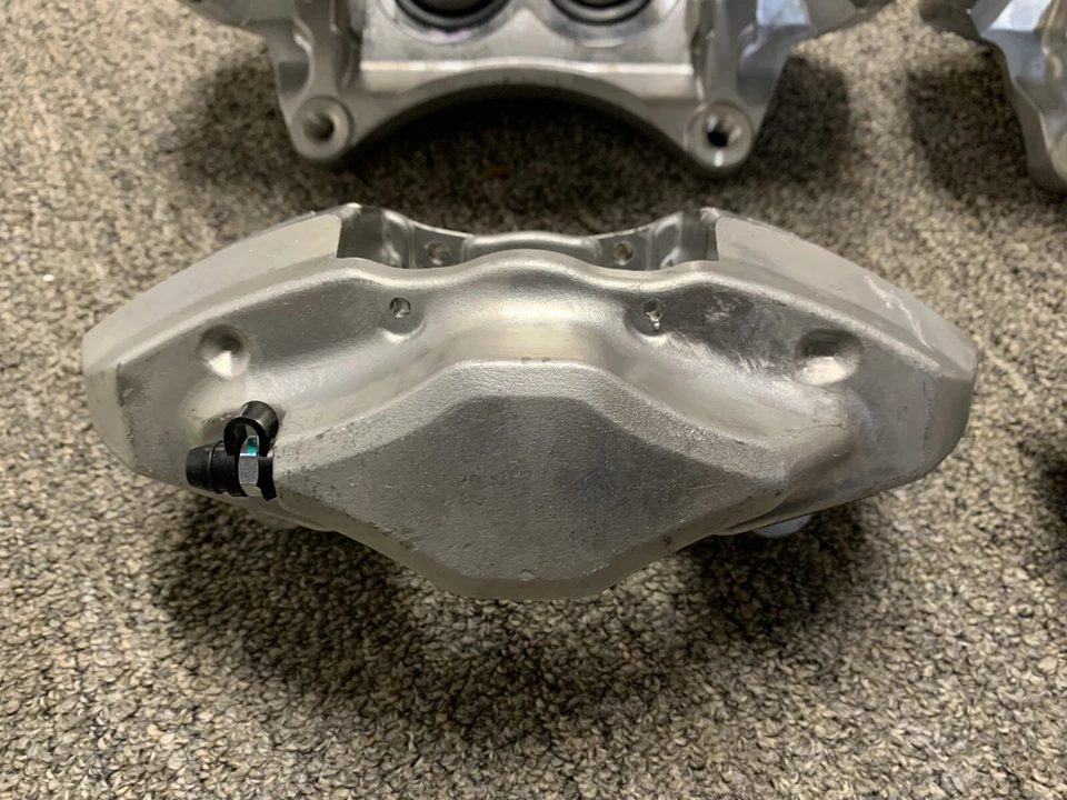 Juego de pinzas de freno delanteras traseras izquierda derecha derecha derecha Subaru WRX STI 2008-2017 Foto 4 de 4