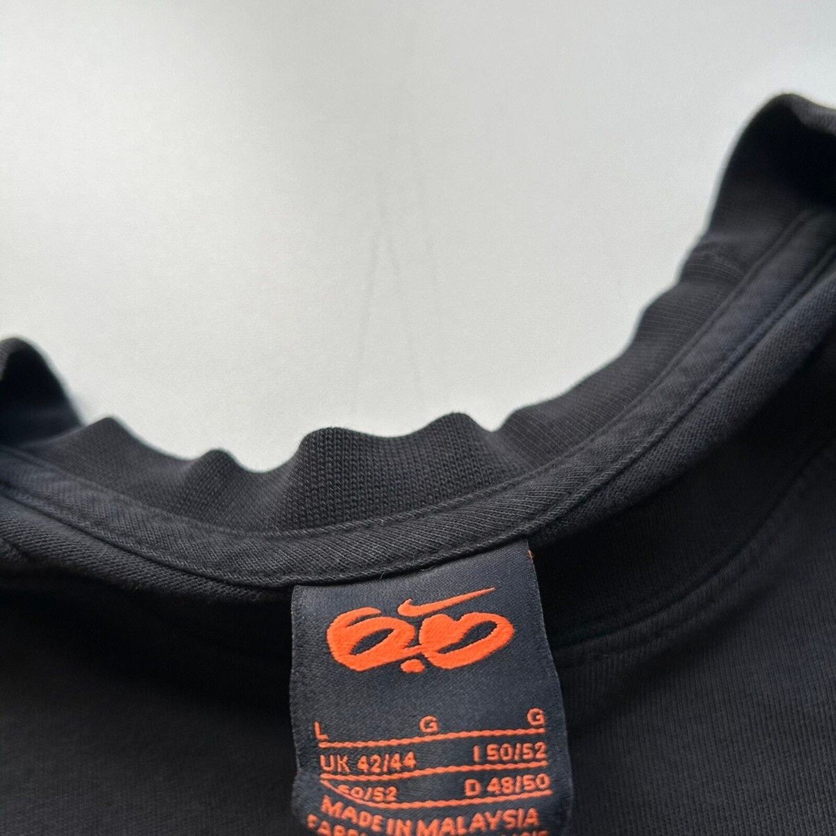 Vintage 2000s Nike 6.0 Skateboarding Graphic T Shirt Men