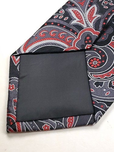 CROFT & BARROW Handmade 100% Silk Tie Men's Black Red Gray Paisley Necktie NEW - Picture 2 of 3