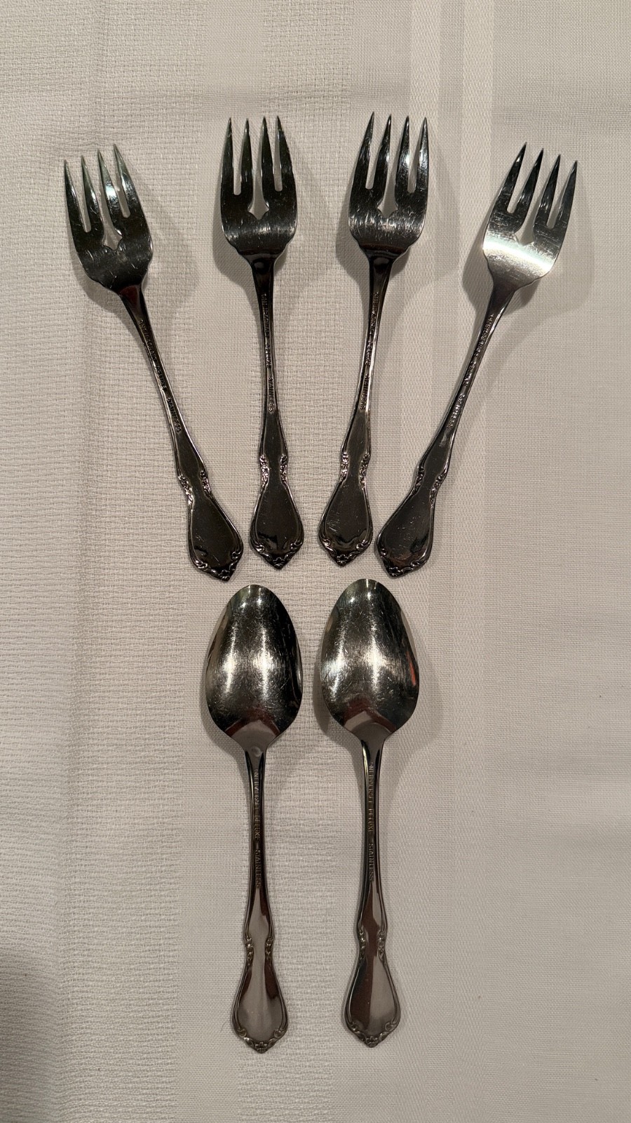 Oneidacraft Chateau salad forks(4), teaspoons (2) Oneida Sta