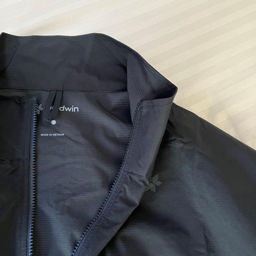 Goldwin PERTEX Equilibrium Half Zip Jacket Lightw… - image 6