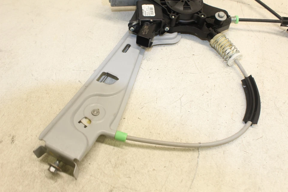 2016-2024 Chevrolet Camaro SS oem RH passenger side window track motor regulator - Image 3 of 4